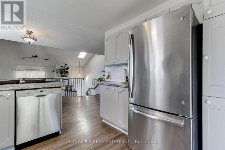 2277 SCYTHES STREET, Innisfil (Stroud), Ontario, L9S1G7