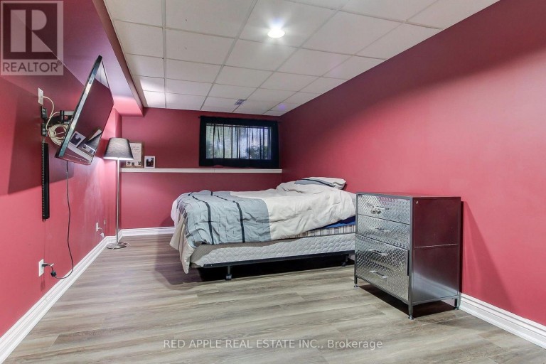 2277 SCYTHES STREET, Innisfil (Stroud), Ontario, L9S1G7