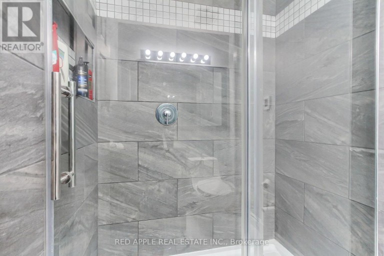 2277 SCYTHES STREET, Innisfil (Stroud), Ontario, L9S1G7