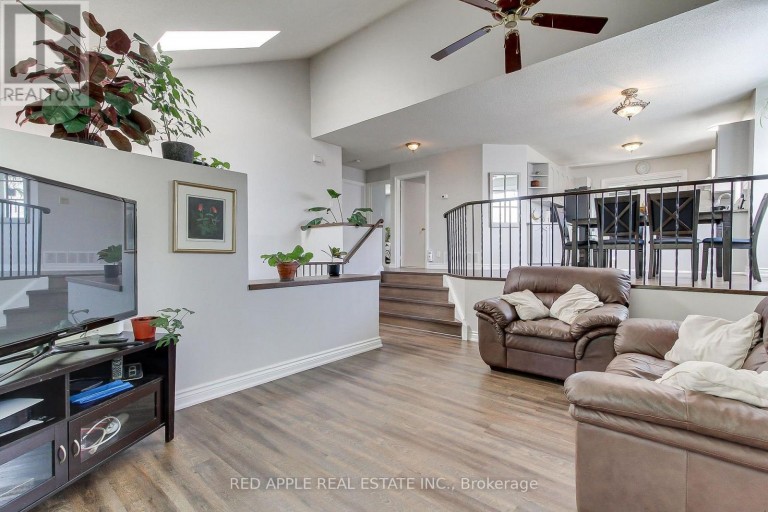 2277 SCYTHES STREET, Innisfil (Stroud), Ontario, L9S1G7