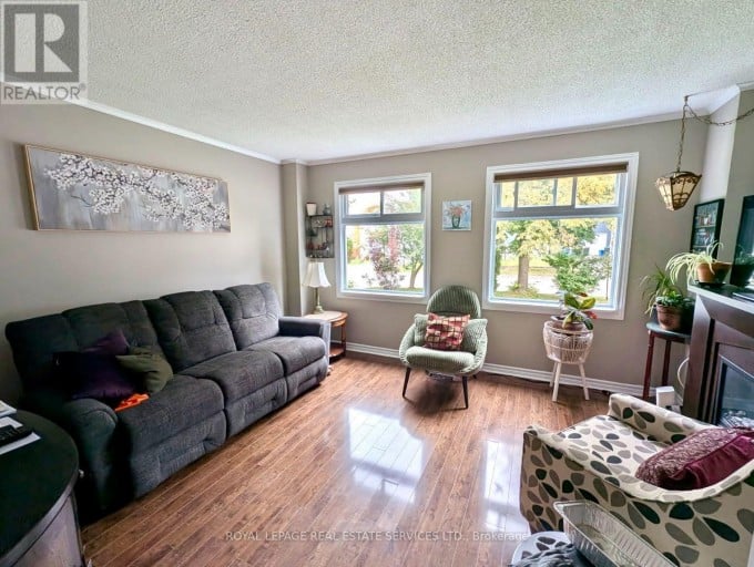 114 ELIZABETH STREET, Barrie (Ardagh), Ontario, L4N6P2