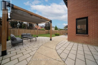 23 BERRYDOWN DRIVE Caledon (Bolton East) Ontario photo 42