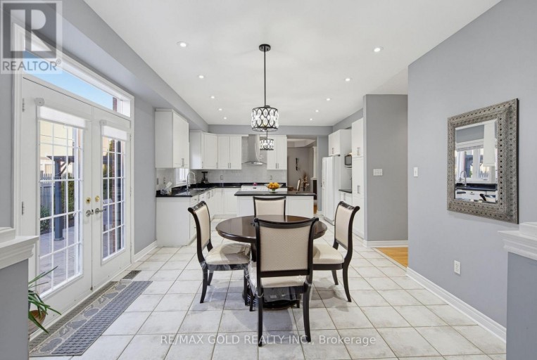 29 BLAKETON COURT, Brampton (Vales of Castlemore), Ontario, L6P1K7