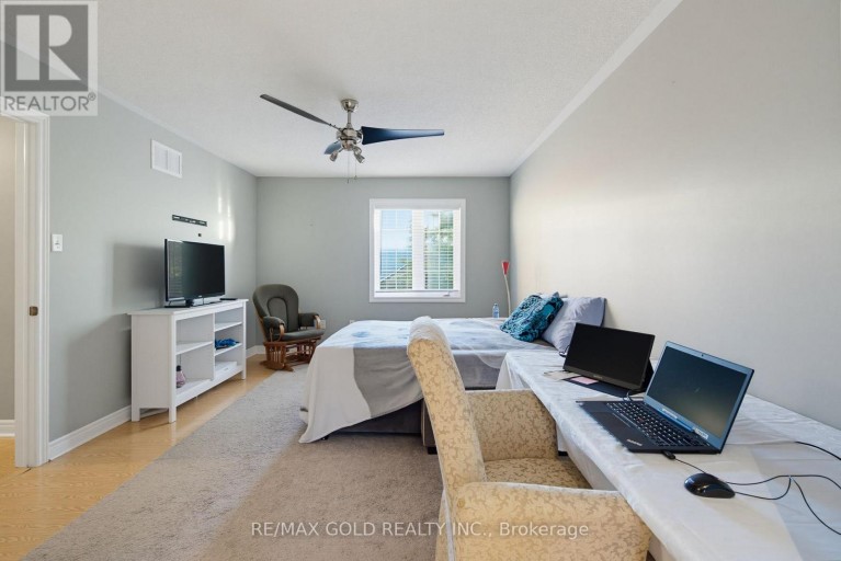 29 BLAKETON COURT, Brampton (Vales of Castlemore), Ontario, L6P1K7