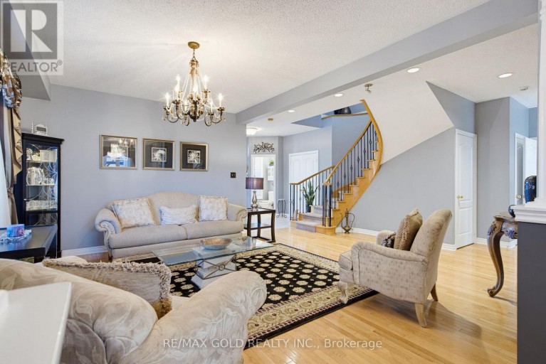 29 BLAKETON COURT, Brampton (Vales of Castlemore), Ontario, L6P1K7