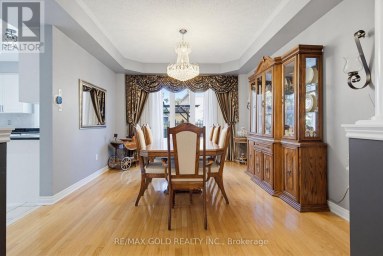 29 BLAKETON COURT Brampton (Vales of Castlemore) Ontario photo 8