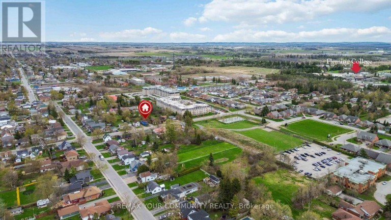 74 ADELAIDE STREET S, Kawartha Lakes (Lindsay), Ontario, K9V3K1