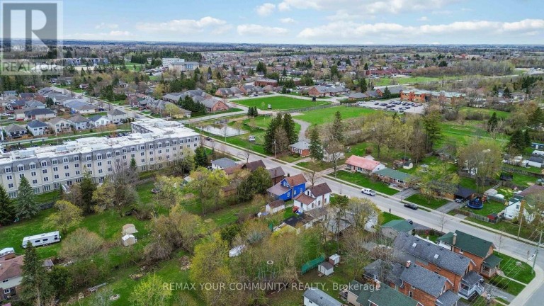 74 ADELAIDE STREET S, Kawartha Lakes (Lindsay), Ontario, K9V3K1