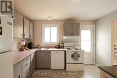 591 OTONABEE DRIVE Peterborough (Ashburnham Ward 4) Ontario photo 10
