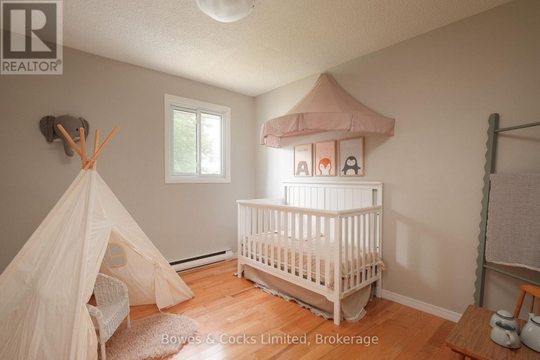 591 OTONABEE DRIVE, Peterborough (Ashburnham Ward 4), Ontario, K9J7X8