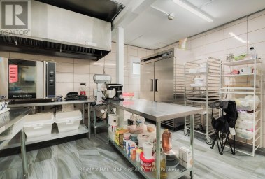 800 DANFORTH AVENUE Toronto (Danforth) Ontario photo 13