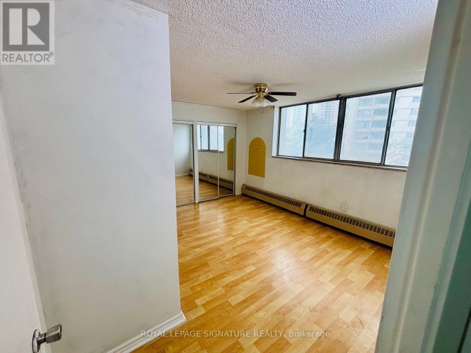 408 - 330 DIXON ROAD, Toronto (Kingsview Village-The Westway), Ontario, M9R1S9