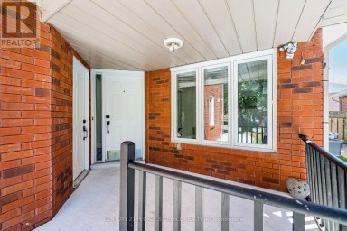 125 RAINFOREST DRIVE Brampton (Sandringham-Wellington) Ontario photo 4