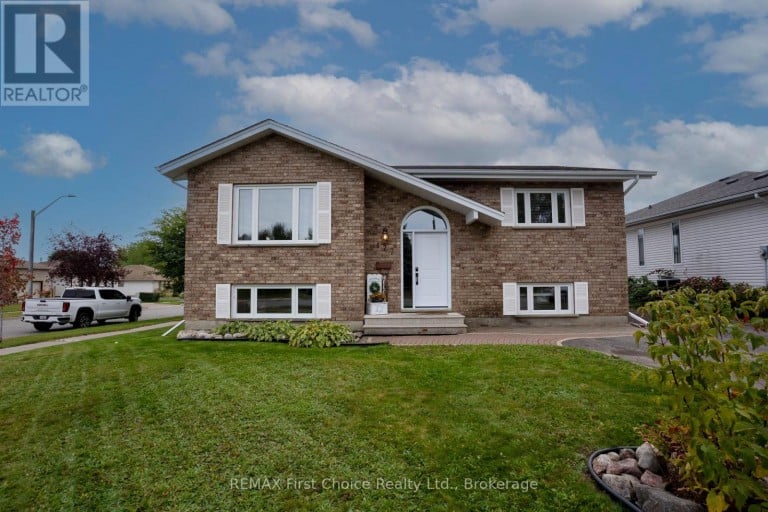 177 FLAMINGO DRIVE, Thunder Bay (River Terrace), Ontario, P7B6K3