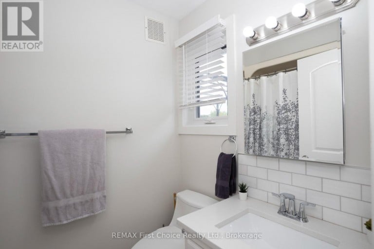 177 FLAMINGO DRIVE, Thunder Bay (River Terrace), Ontario, P7B6K3
