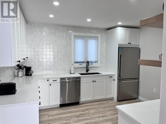 434 HEBERT STREET, Thunder Bay (College Heights), Ontario, P7A4H4