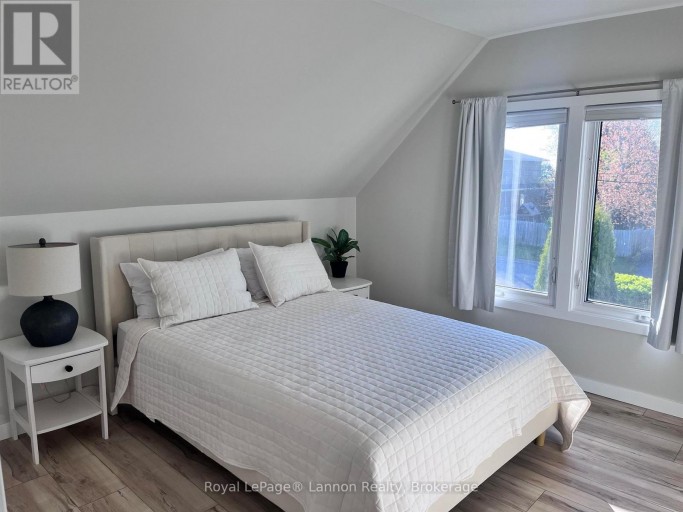 434 HEBERT STREET, Thunder Bay (College Heights), Ontario, P7A4H4
