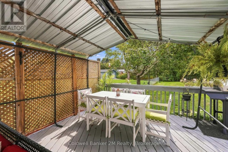 31 JOHNSTON STREET, Georgina (Pefferlaw), Ontario, L0E1N0