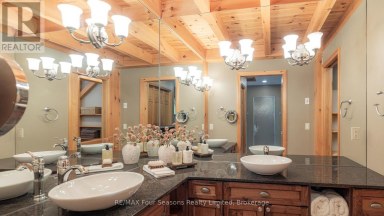 129 DAVOS DRIVE Blue Mountains Ontario photo 24
