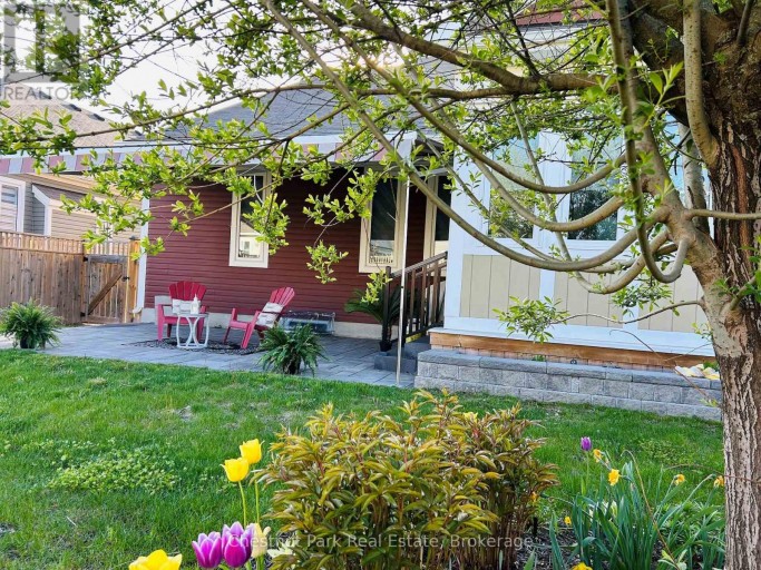 5 HUNTER PLACE, Bracebridge (Macaulay), Ontario, P1L0C9