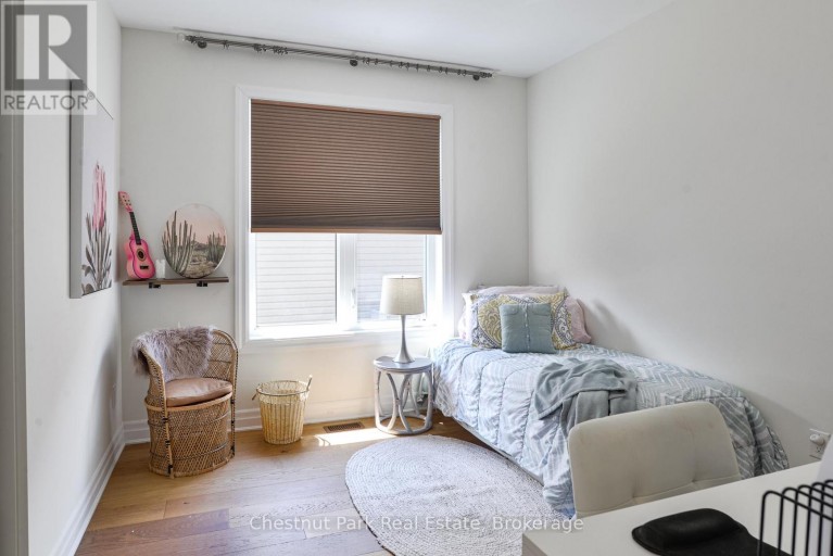 5 HUNTER PLACE, Bracebridge (Macaulay), Ontario, P1L0C9