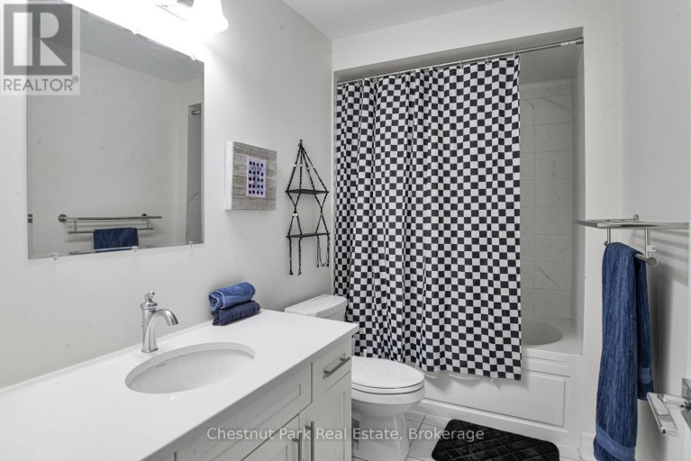 5 HUNTER PLACE, Bracebridge (Macaulay), Ontario, P1L0C9