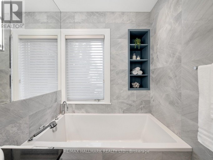 81 MACPHERSON AVENUE, Toronto (Annex), Ontario, M5R1W7