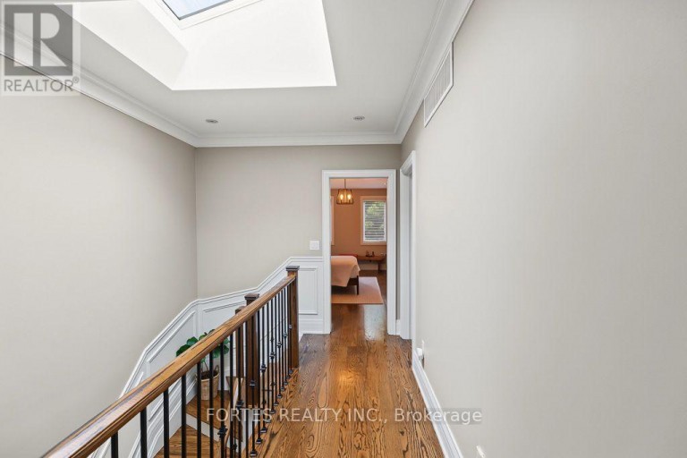 154 HOLBORNE AVENUE, Toronto (Danforth Village-East York), Ontario, M4C2R6