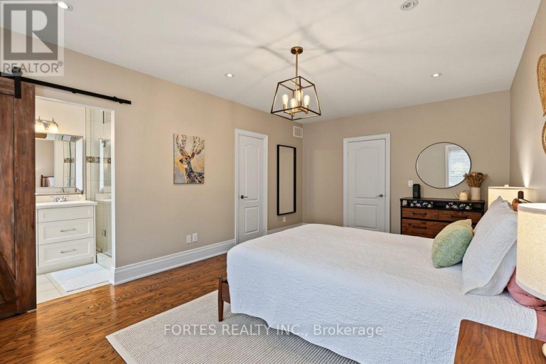 154 HOLBORNE AVENUE, Toronto (Danforth Village-East York), Ontario, M4C2R6