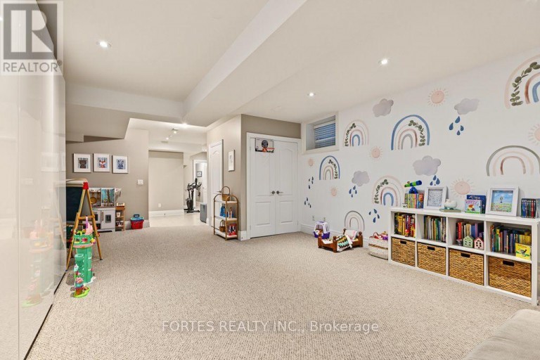 154 HOLBORNE AVENUE, Toronto (Danforth Village-East York), Ontario, M4C2R6