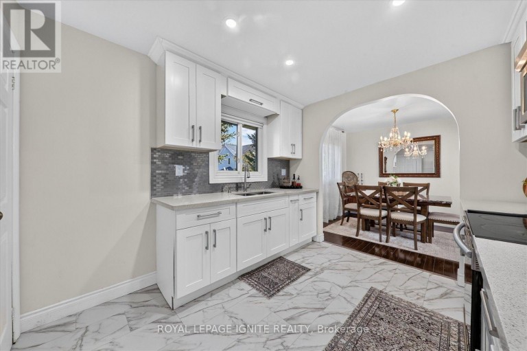 21 DURHAM STREET, Clarington (Bowmanville), Ontario, L1C1H8