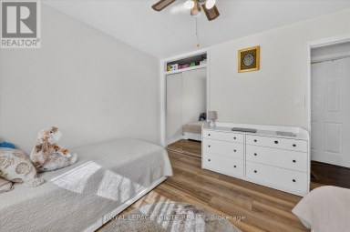 21 DURHAM STREET Clarington (Bowmanville) Ontario photo 22