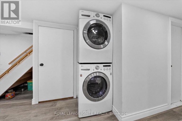 21 DURHAM STREET, Clarington (Bowmanville), Ontario, L1C1H8