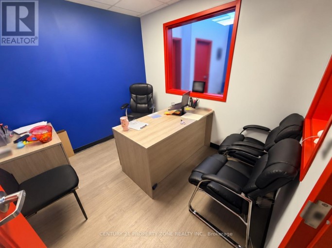 3045 MAVIS ROAD, Mississauga (Cooksville), Ontario, L5C1Y7
