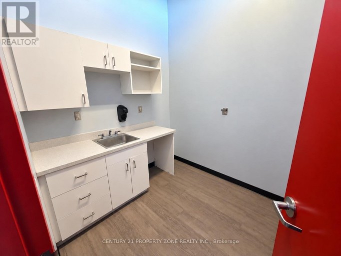3045 MAVIS ROAD, Mississauga (Cooksville), Ontario, L5C1Y7