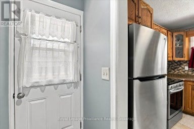 91 CHATTERTON VALLEY CRESCENT Quinte West (Sidney Ward) Ontario photo 17