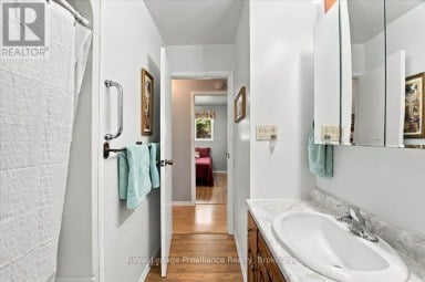 91 CHATTERTON VALLEY CRESCENT Quinte West (Sidney Ward) Ontario photo 22