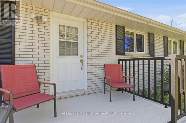 91 CHATTERTON VALLEY CRESCENT, Quinte West (Sidney Ward), Ontario, K0K2B0