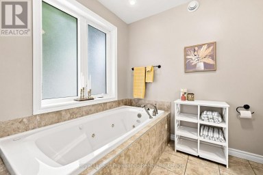 39 LAKEWOOD CRESCENT Quinte West (Murray Ward) Ontario photo 26