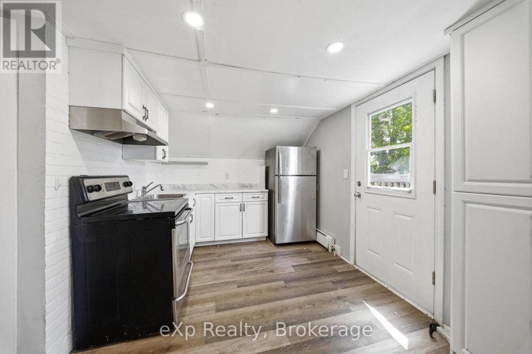 326 SIDNEY STREET, Quinte West (Trenton Ward), Ontario, K8V2T9
