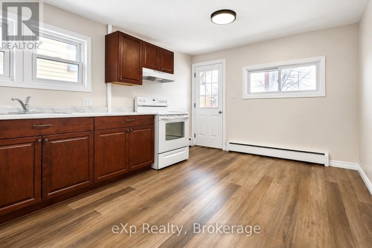 326 SIDNEY STREET, Quinte West (Trenton Ward), Ontario, K8V2T9
