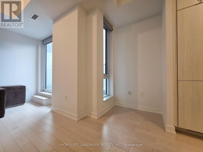 605 - 330 RICHMOND STREET W, Toronto (Waterfront Communities), Ontario, M5V0M4