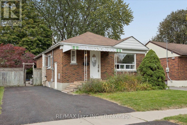 315 CADILLAC AVENUE S, Oshawa (Central), Ontario, L1H5Z9