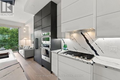 17 WALFORD ROAD Toronto (Kingsway South) Ontario photo 11