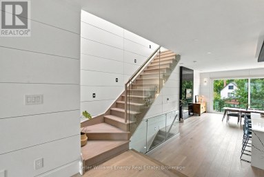17 WALFORD ROAD Toronto (Kingsway South) Ontario photo 20