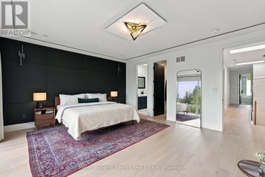 17 WALFORD ROAD Toronto (Kingsway South) Ontario photo 22