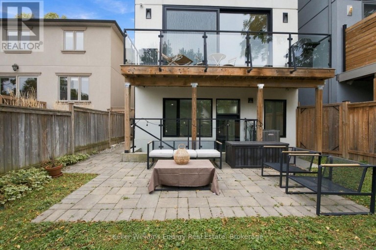 17 WALFORD ROAD, Toronto (Kingsway South), Ontario, M8X2P2
