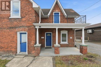 209 DUNDAS ST. E. STREET Quinte West (Trenton Ward) Ontario photo 2