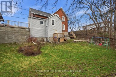 209 DUNDAS ST. E. STREET Quinte West (Trenton Ward) Ontario photo 26