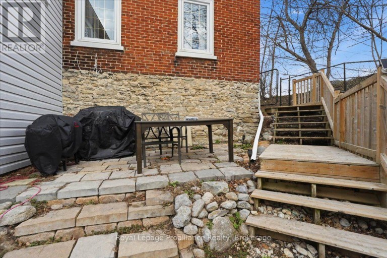 209 DUNDAS ST. E. STREET, Quinte West (Trenton Ward), Ontario, K8V1M1
